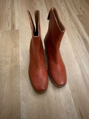 Mansur Gavriel Daily Boots